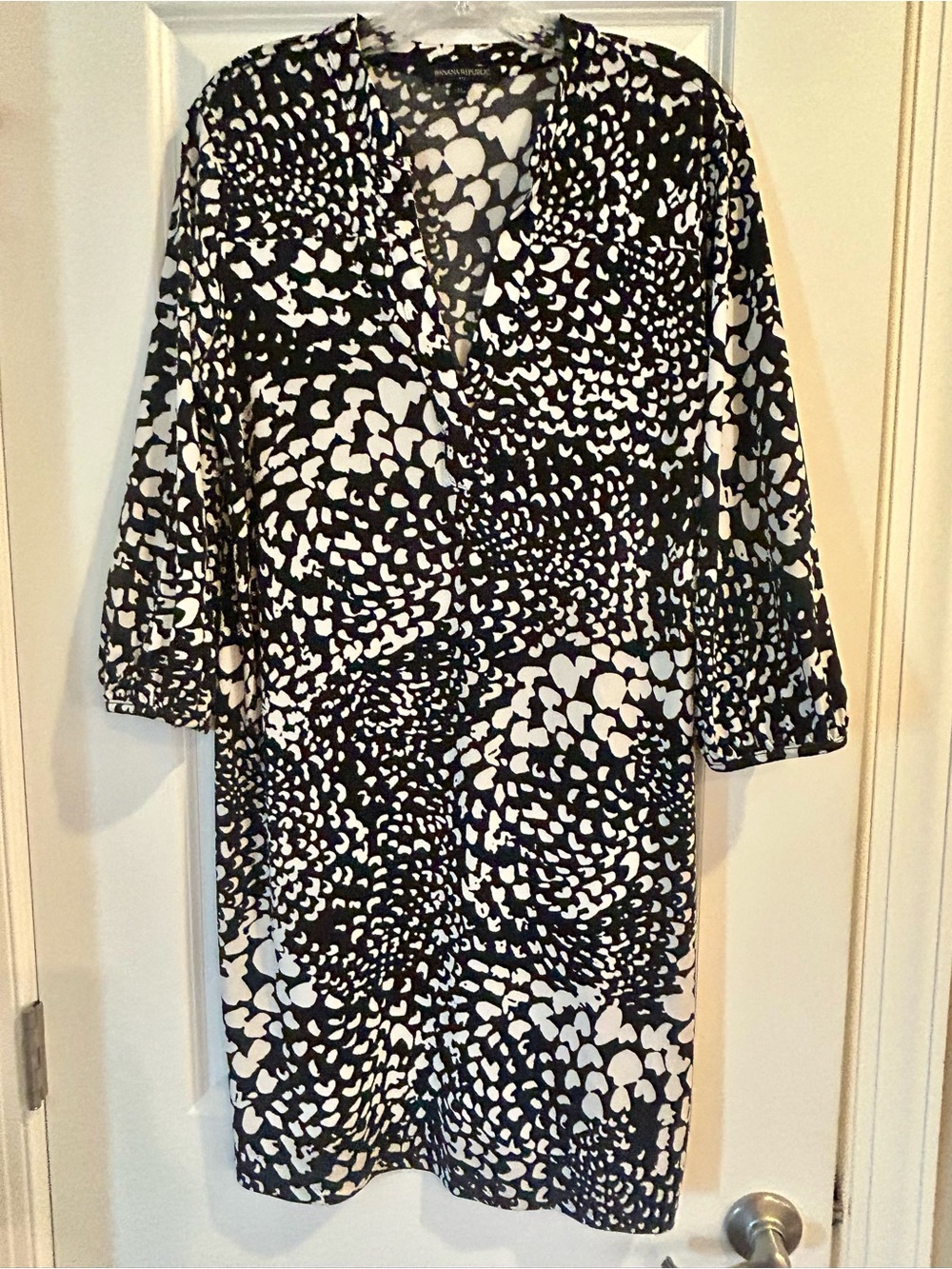 Banana Republic Black & White Abstract Print Midi Dress